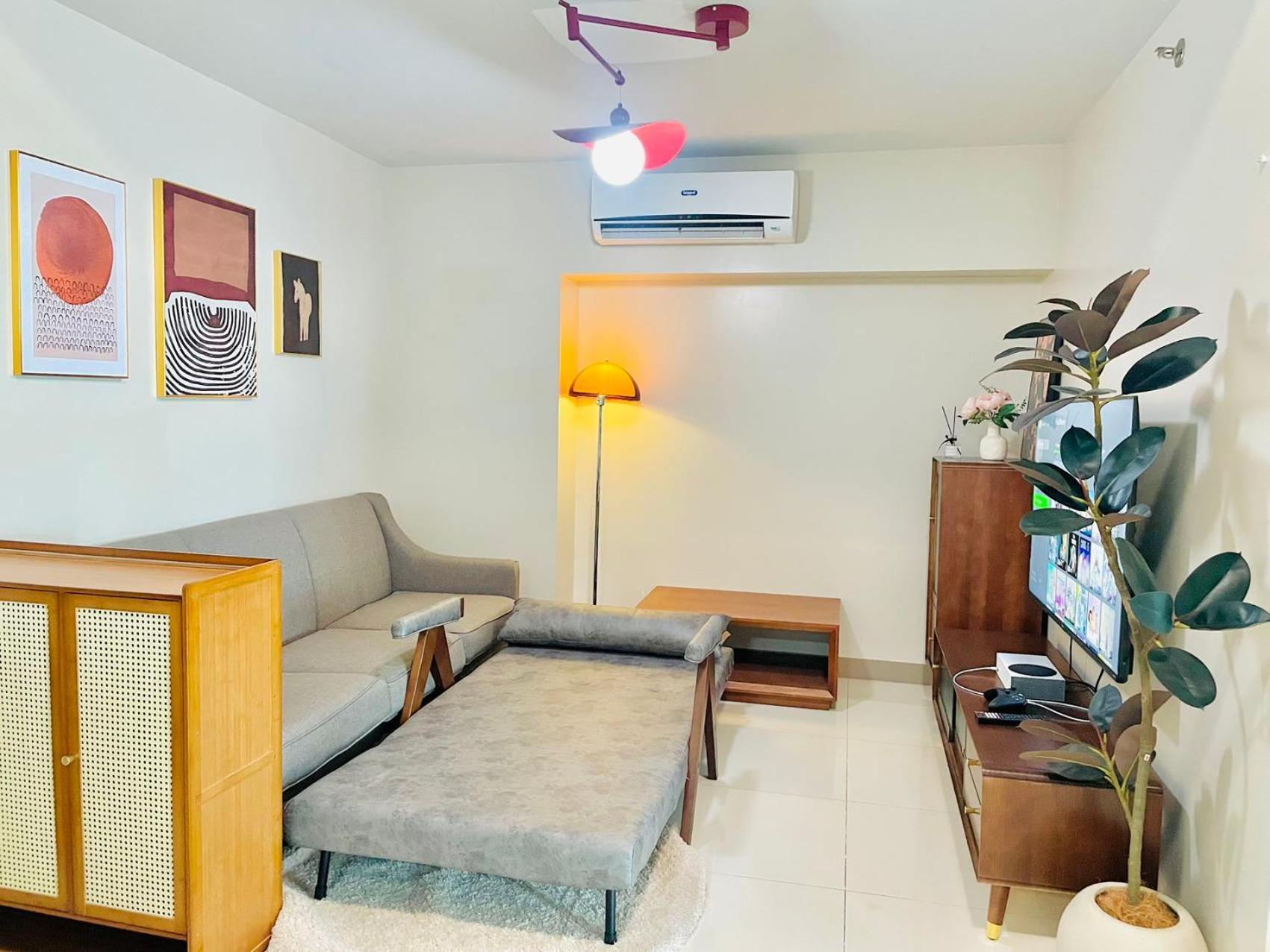 Apartment 1 Queen Bed & 2 Double Beds At One Uptown Residences With Xbox And Netflix *