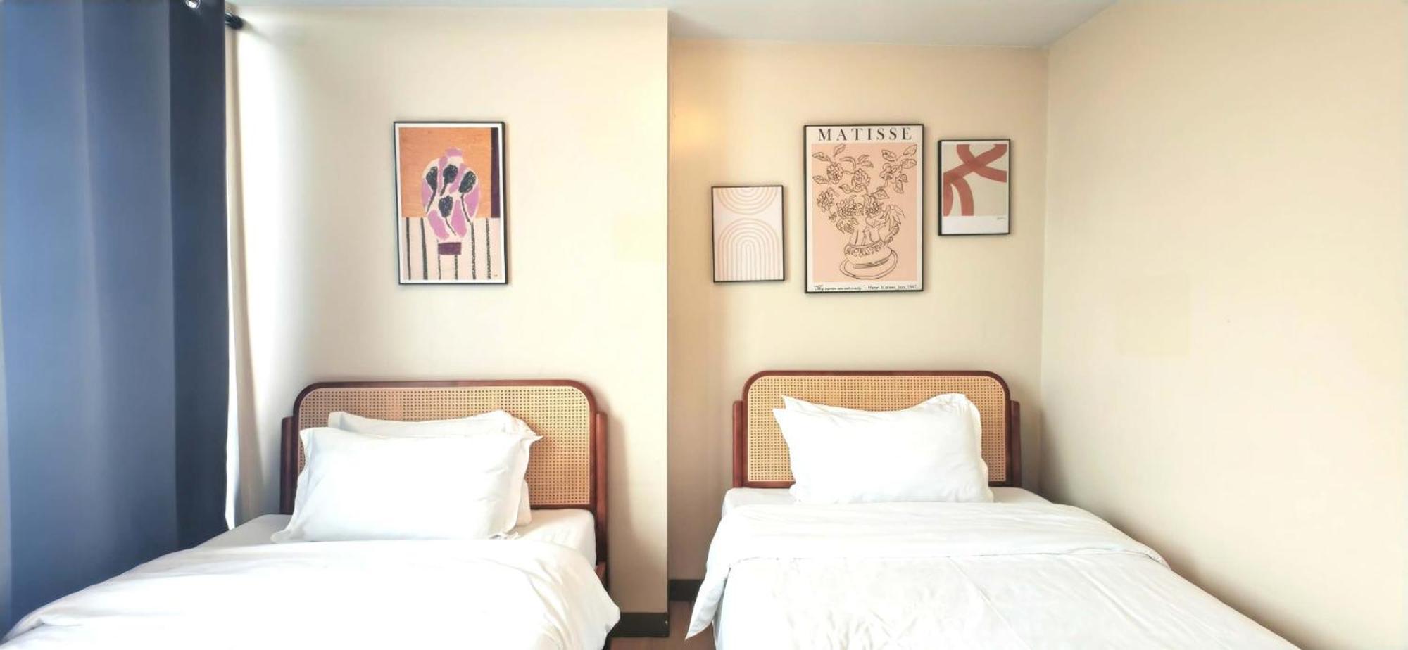 Apartment 1 Queen Bed & 2 Double Beds At One Uptown Residences With Xbox And Netflix *
